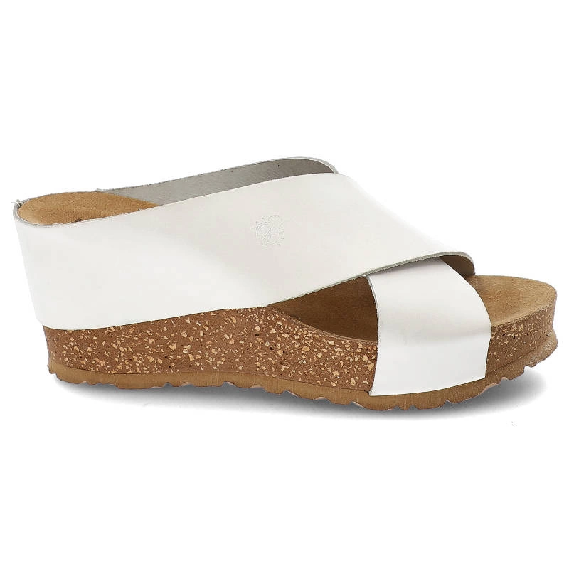 Pantoletten YOKONO - 005 Biały Canela Vaquetilla Blanco